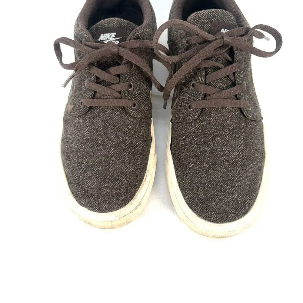 Nike SB Canvas Sneakers Lace Up807399-221 Brown Mens Size 9